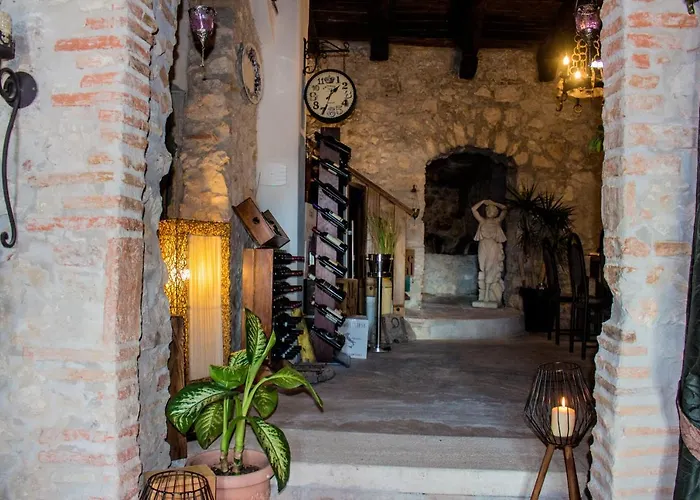 La Mora Exclusive 4*